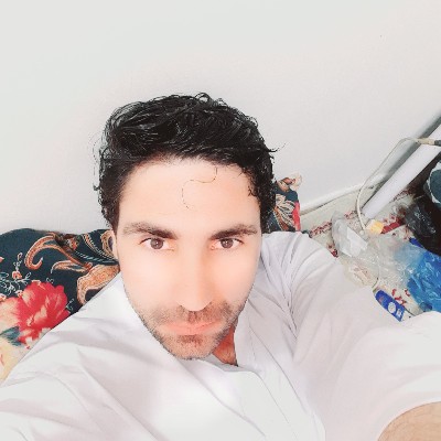 Raziakbar01