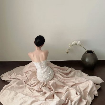 奕初