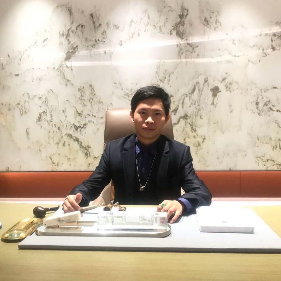 坤舆炼金师：嗨哥Bruce