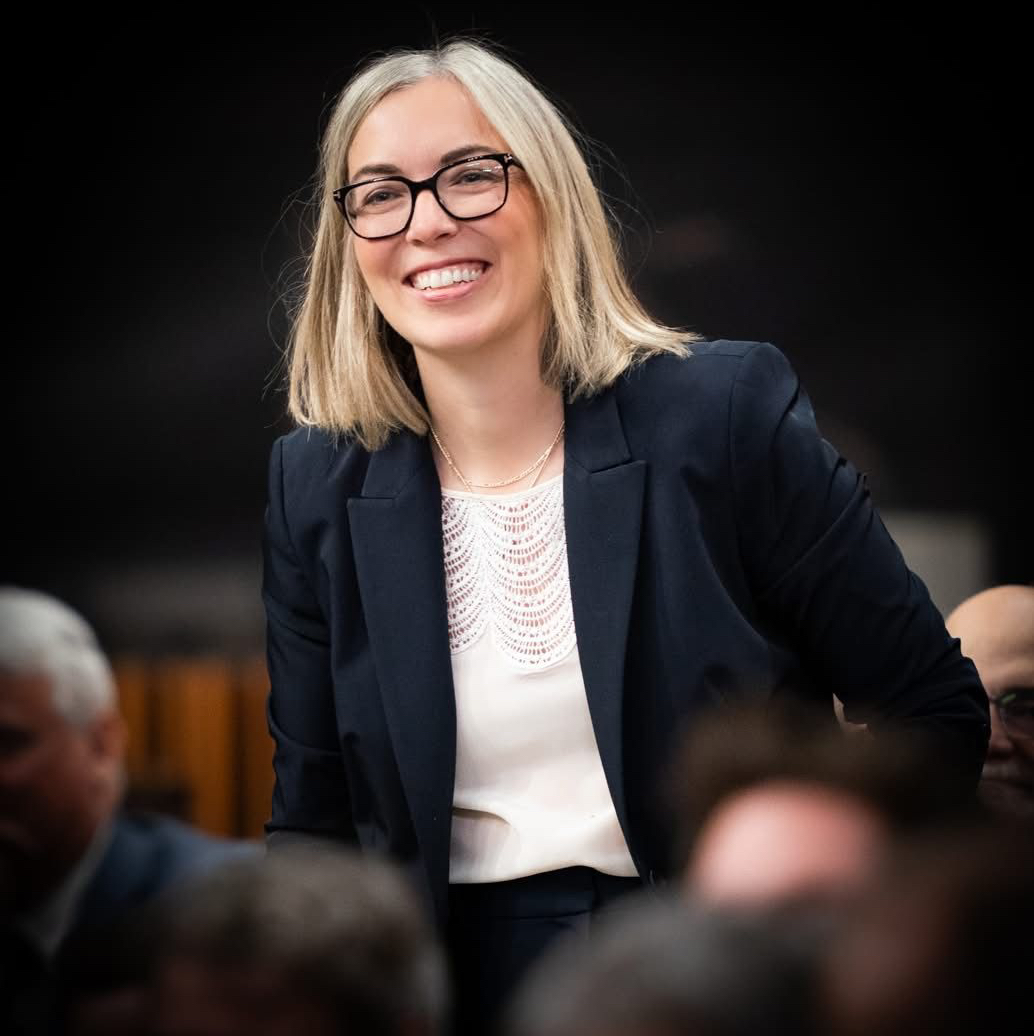 Cryptoexpert-LucyZoe